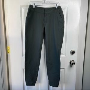 Royal Robbins Women’s Chill Blocker Active Pants Green Size 8